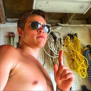 Meet your Posher, Edward